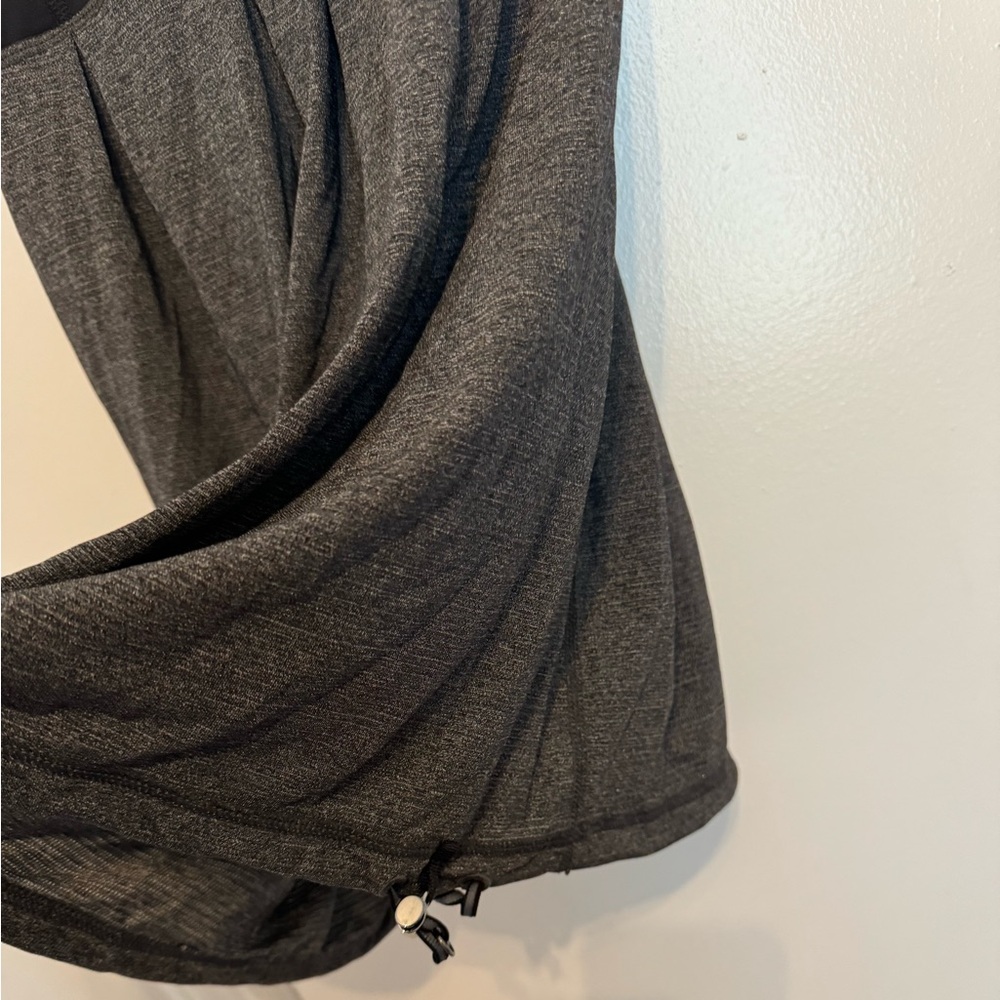 lululemon athletica Workout Tops Bundle Size 6 - Picture 9 of 16